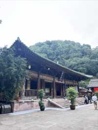 龍興寺，天台宗創始人最澄受戒地。