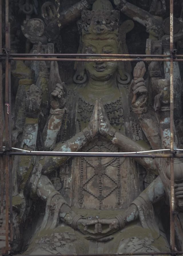 藏於建築工地的「降魔觀音」。