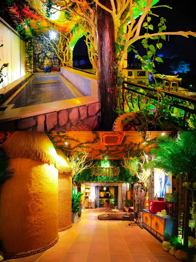 I experienced exotic customs at Fan Villa. 