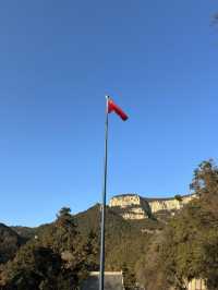 深冬的濟南靈岩寺常來靈岩，事事靈驗