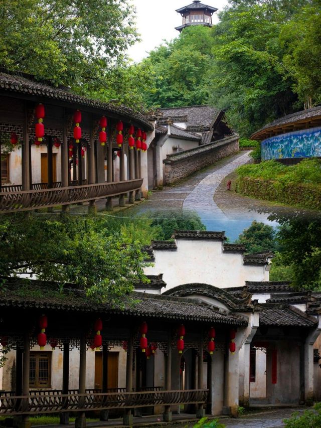他嚮往的世外桃源，已經做到了