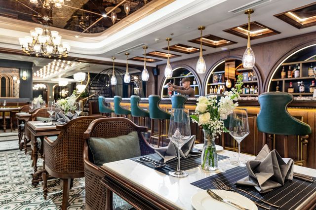 Peridot Grand Luxury Boutique Hotel    地址：33 D