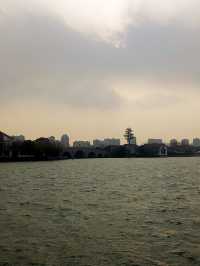 蘇州金雞湖李公堤，湖光山色中顯歷史韻味