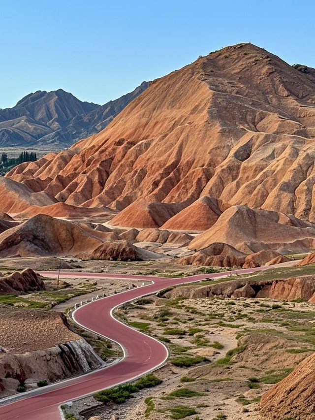 自駕闖入火星地表｜張掖這條路線讓我想燒駕照！