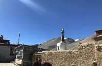 珠峰腳下的絨布寺：世界之巔的寧靜之地。