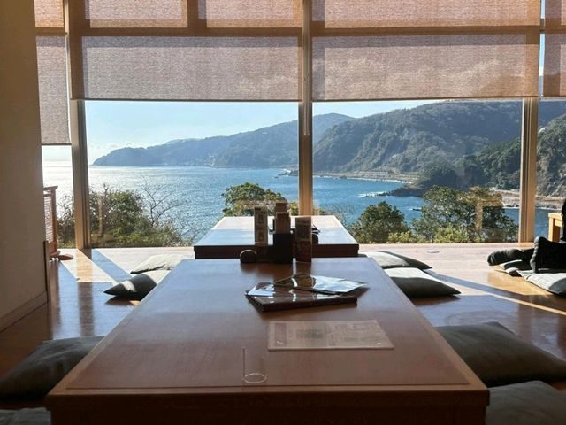 伊豆海岸邊的療癒秘境！Akazawa Onsen Hotel無邊溫泉，冬天泡湯看海太絕了