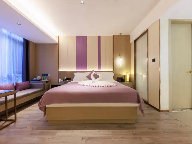 Shenzhen Futian's Amazing Hotel: Lavande Hotel at Convention Center Station