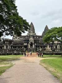 Angkor Wat Day Trip From Phnom Penh, Here Is how To do it! It’s Possible! 