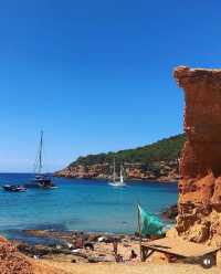 『伊維薩島』來到地中海嘅夢幻派對天堂