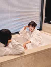 阿妹追住我問：下次仲住郡雅嗎？