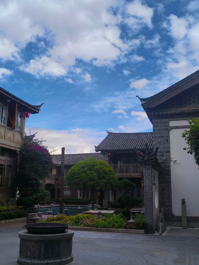 在麗江古城，我遇見一個家，叫做泊心雲舍。