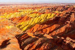 A Visit to Pingshan Lake: Danxia Mountains Paired with Lake Water, This Trip Amazed Me!