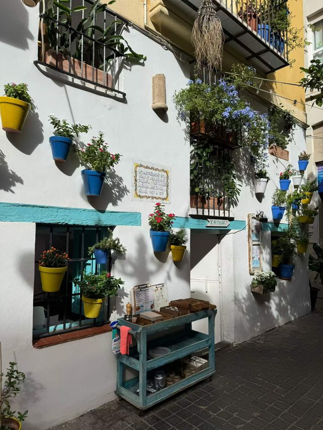 別再去巴塞隆拿了，這座城市更有味道