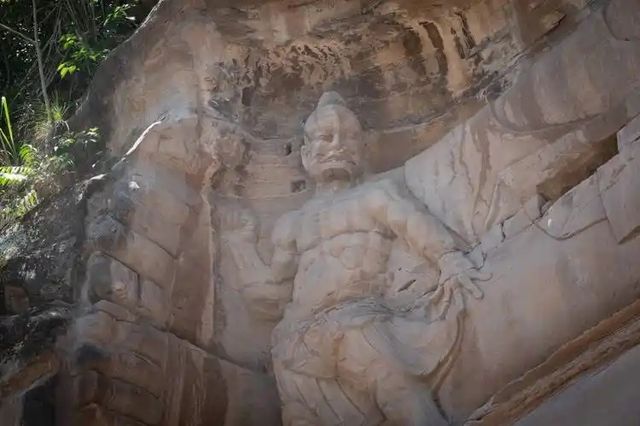 千年石刻裡的沉默情書落莫的綠野仙蹤 千年石刻裡的沉默情書落莫的綠野仙蹤