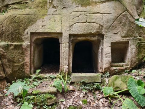 四川省泸県の玉蟾山摩崖造像（一）