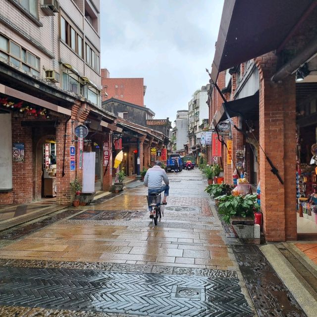 A Historical Lane With Many Street Food