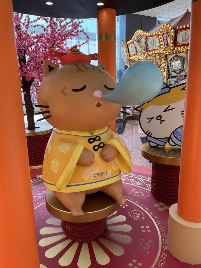 黃阿瑪一行8貓將以不同造型現身馬鞍山廣場