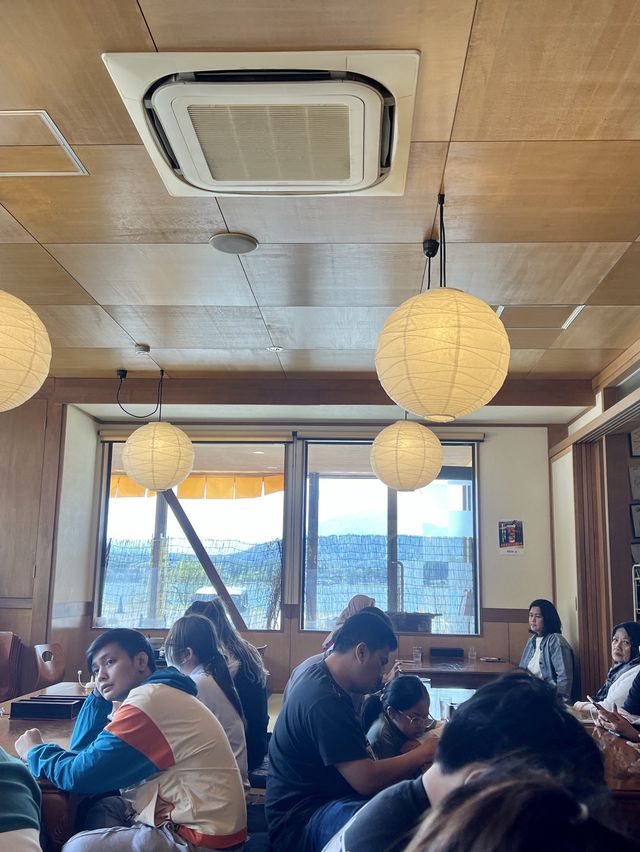 ทานมื้อกลางวันสุดฟินที่ Kanomi, Fujikawaguchiko
