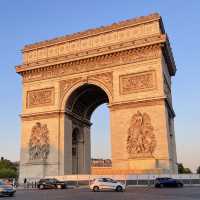 Arc De Triomphe : Beautiful monument & view🌇