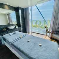 Danang - the best beach front hotel 