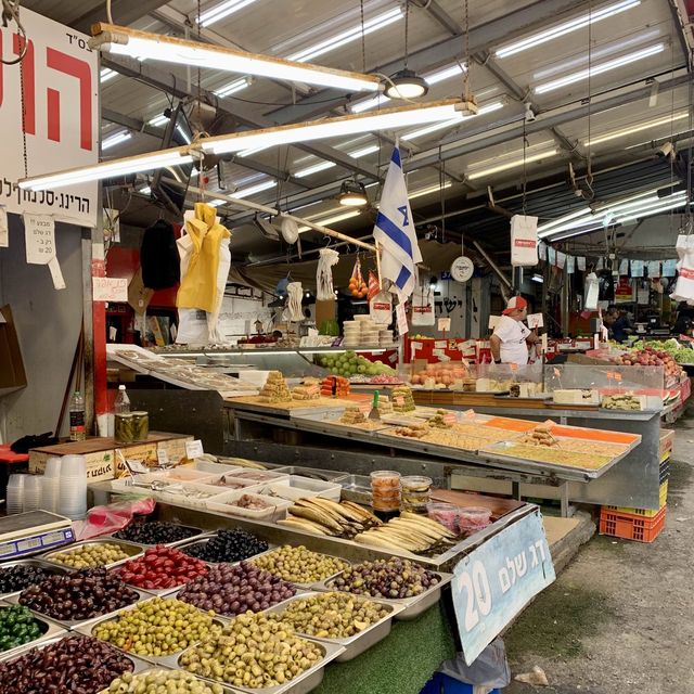 🥰 SOUVENIR shopping at Carmel Market 💙😍