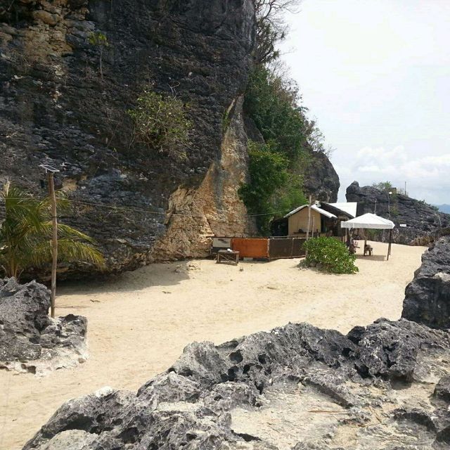 Borawan Island, Quezon Province