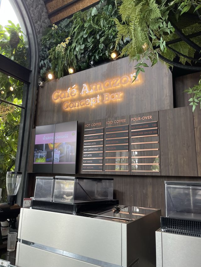 CAFÉ AMAZON CONCEPT STORE 🦜