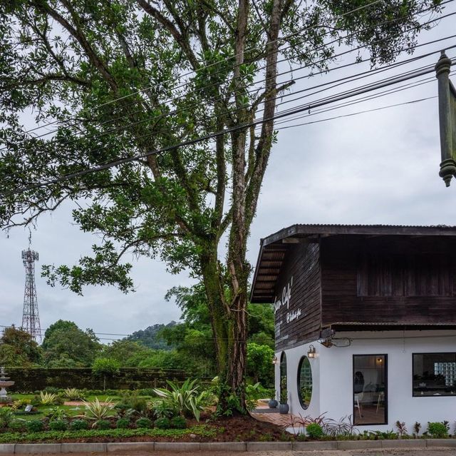 Seen Cafe at Takuapa