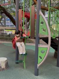 地鐵站旁的土瓜灣道花園浙江街遊樂場
