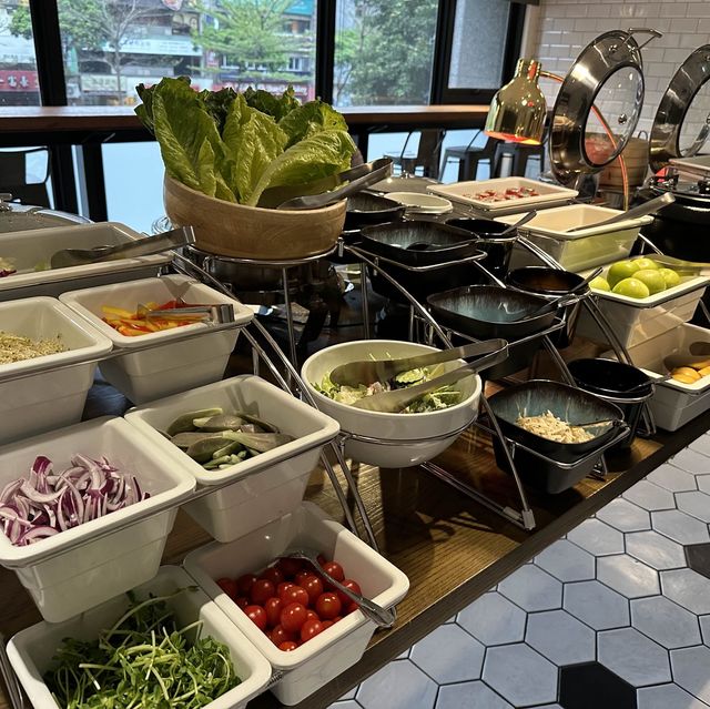 美式街頭風與現代工業風的結合！雀客旅館台北松江店！