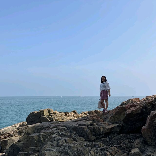 哥連臣角看電視啦