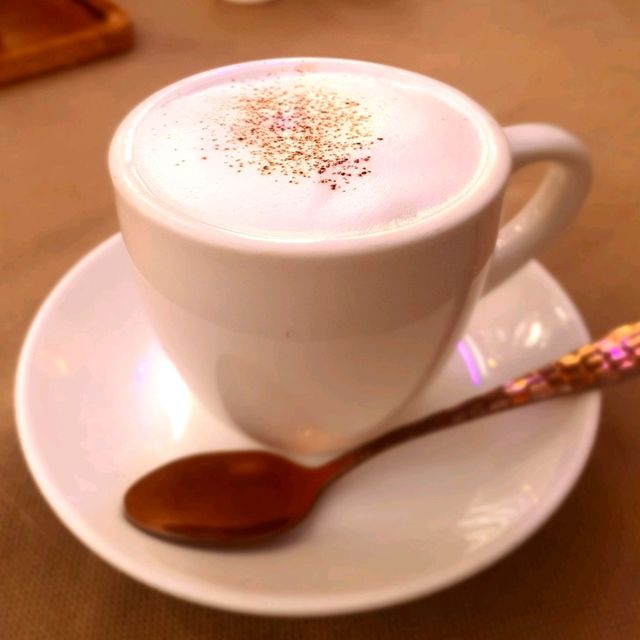  B Story คาเฟ่  มากกว่าความอร่อย