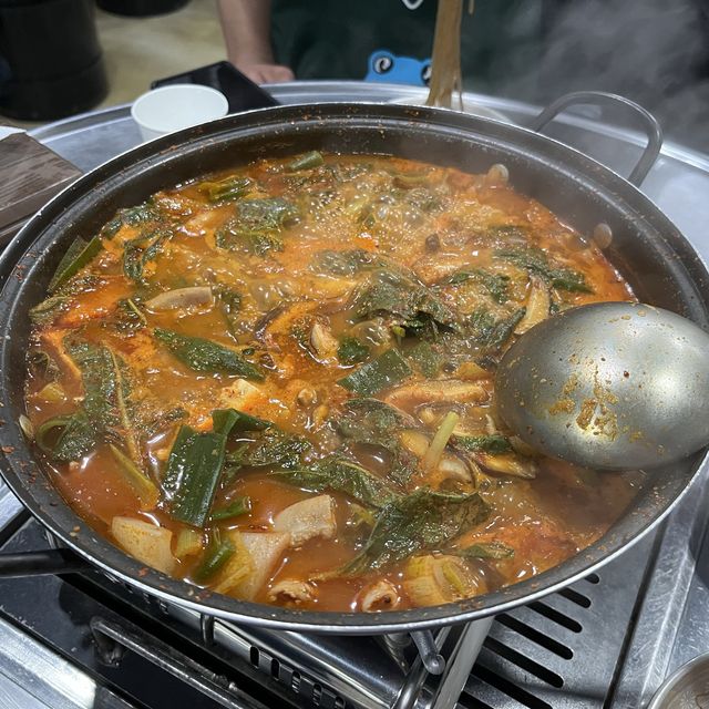 [부평] 스트레스 확 풀리는 매콤한 곱창전골 맛집 '불타는 주먹다짐‘
