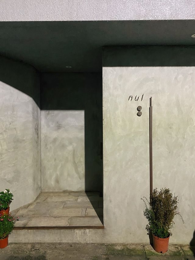 《台北》大安區高質感餐酒館推薦 用餐還可以拍黑白復古拍貼機-nul taipei