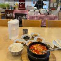 【大阪グルメ】難波"優しい"オモニが作る韓国家庭料理
