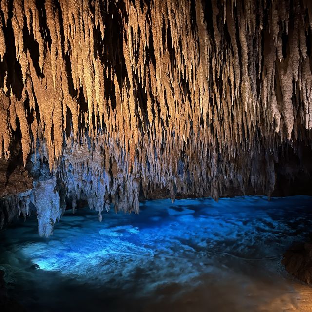 Incredible cave “Okinawa World”