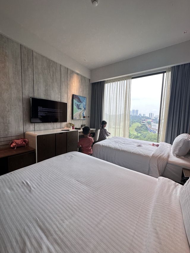 FAMILY 👨‍👩‍👧‍👦 FRIENDLY RESORT IN KL 
