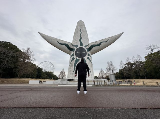 日本大阪｜萬博紀念公園中的巨塔
