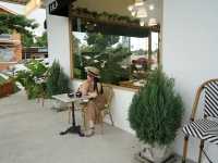 คาเฟ่ขนมไทยย่านจอมเทียน