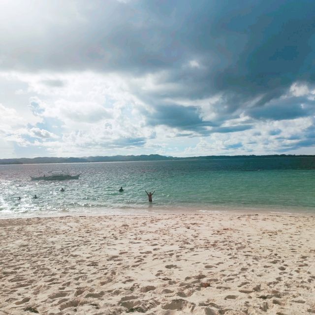 DANCE WITH THE WAVES AT DAKU ISLAND SIARGAO