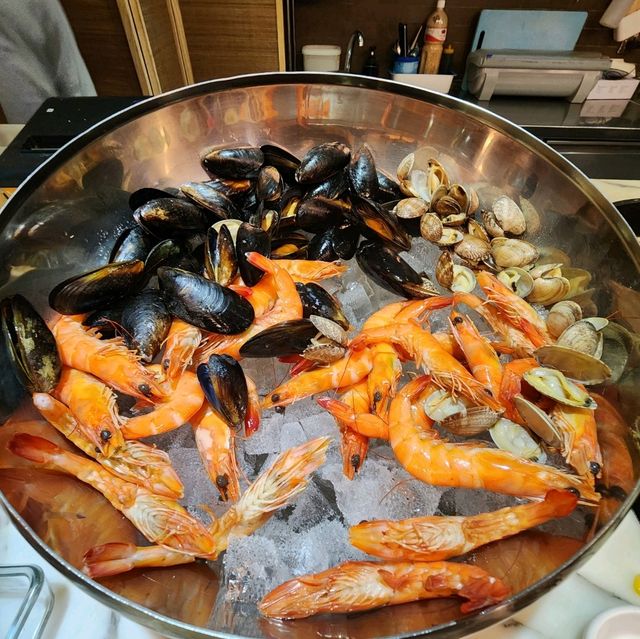 天幕下的高質半自助晚餐