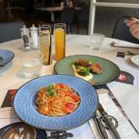 香港尖東｜價錢親民嘅BearBrick主題Bar&Cafe