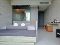#ที่พักวิวสุดปัง ติดทะเลคลองวาฬ  Lipda Resort 