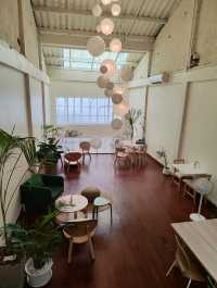 老城區想飲☕COFFEE 🍹？ 想起COMFEE🌴?