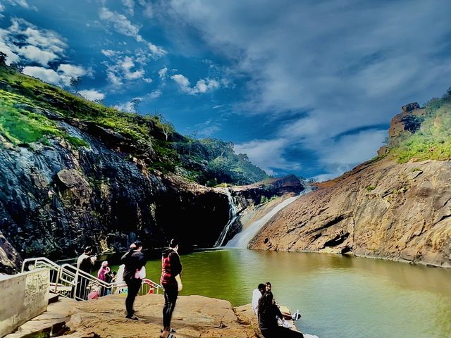 Serpentine Falls! 😎 Keep Running!💕🫣😁