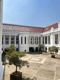 The First Bank In 🇮🇩 Now Become A Museum😮