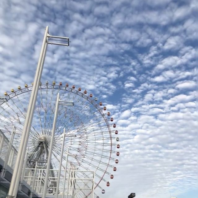 天保山大摩天輪：俯瞰天際刺激無比！🎡🌆🌟