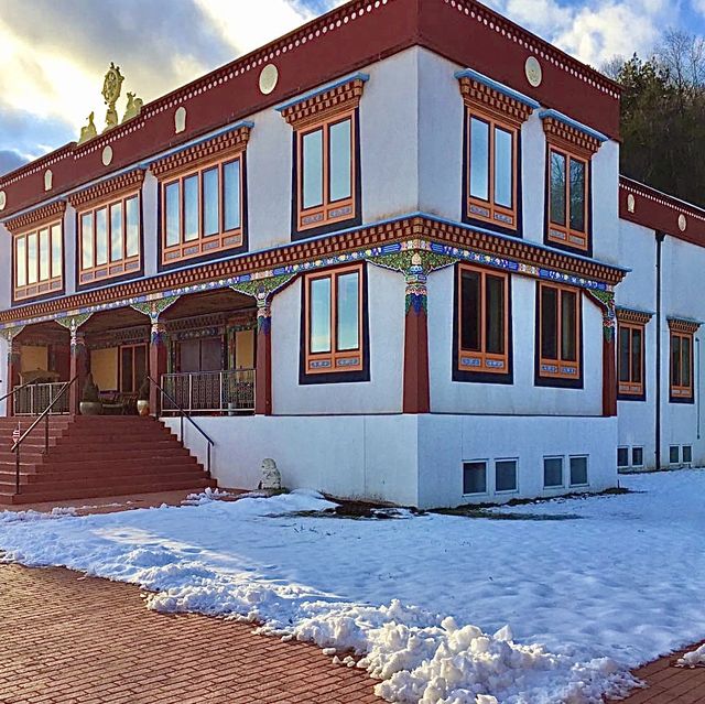 Visit to a famous tibetan monastery