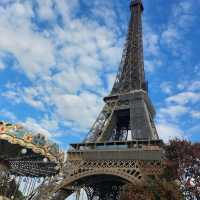 Symbol of Romance 💒 Eiffel Tower 