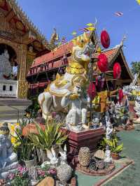 ไหว้พระ เสริมดวง วัดลอยเคราะห์  จังหวัดเชียงใหม่